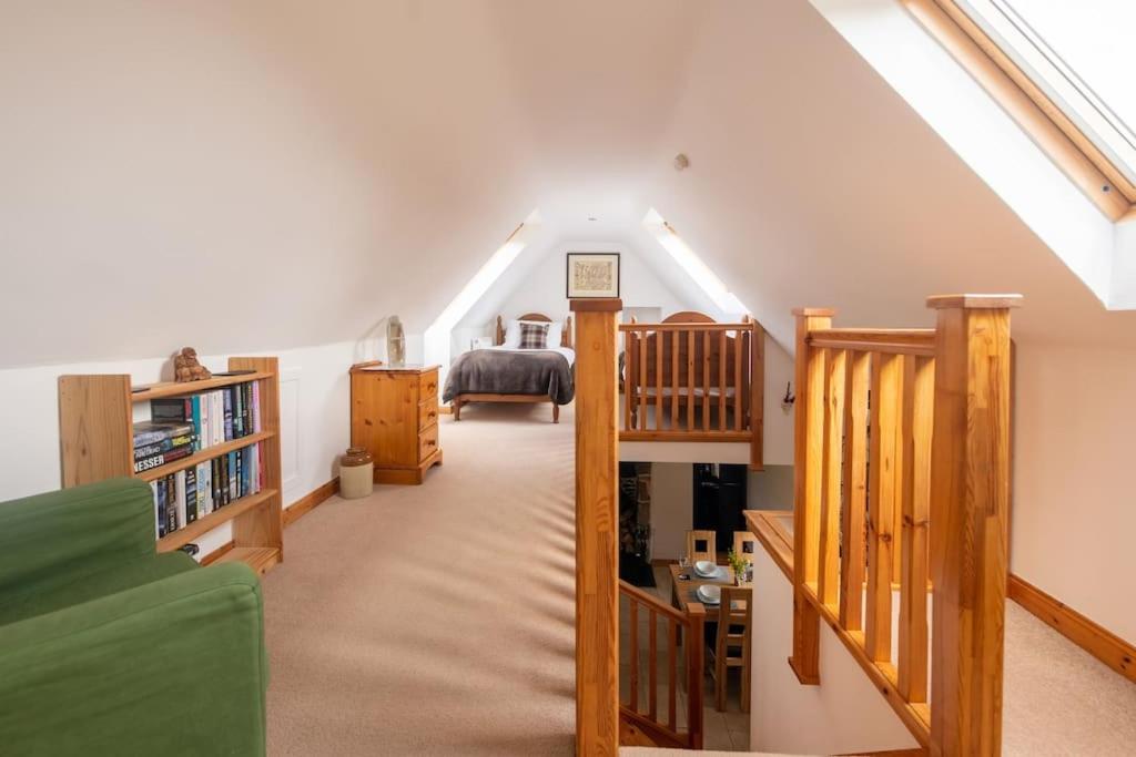 Cosy & Rustic Retreat - Woodland Cottage. Nairn Bagian luar foto